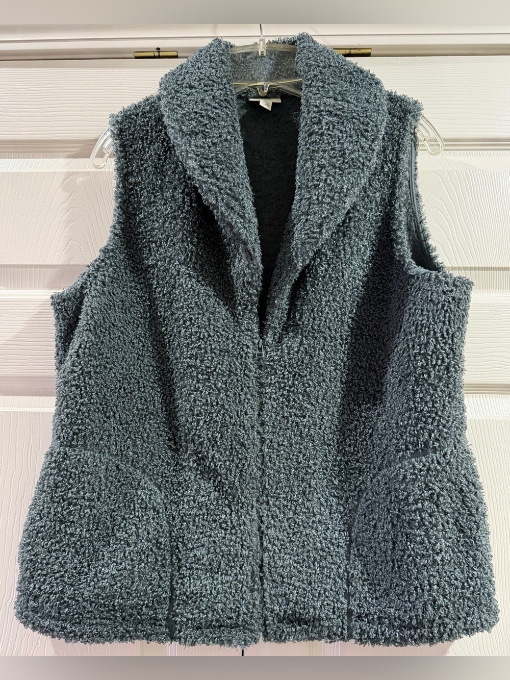 J Jill Women’s Sz Large Deep Pile Fuzzy Greenish Gray Vest Zip